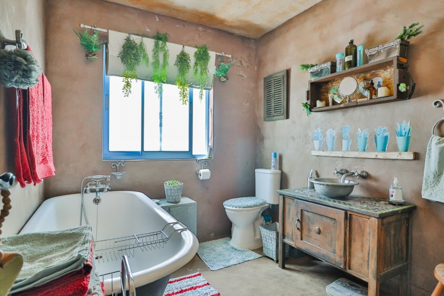 4 Bedroom Property for Sale in Blue Lagoon Western Cape